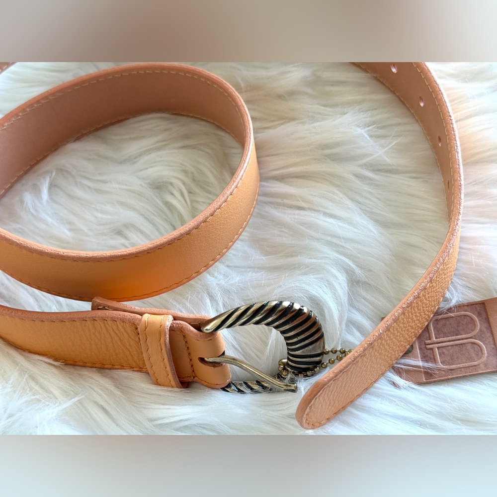 🇨🇦 Brave Leather Collection - Lisette